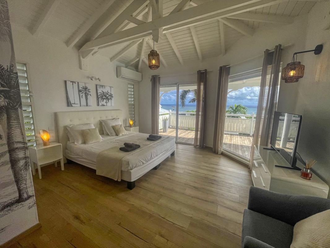 16.Location villa piscine vue mer Ste Anne Guadeloupe_Suite Parentale